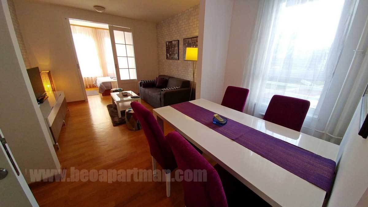 3-trim-apartman-beograd-iz-trpezatije